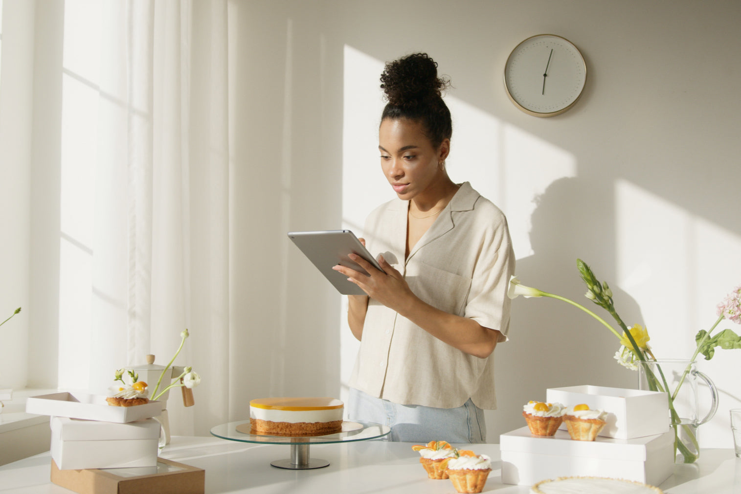 Why is Shopify the best platform to grow my new online retail business?